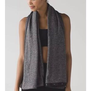 Lululemon Vinyasa Scarf